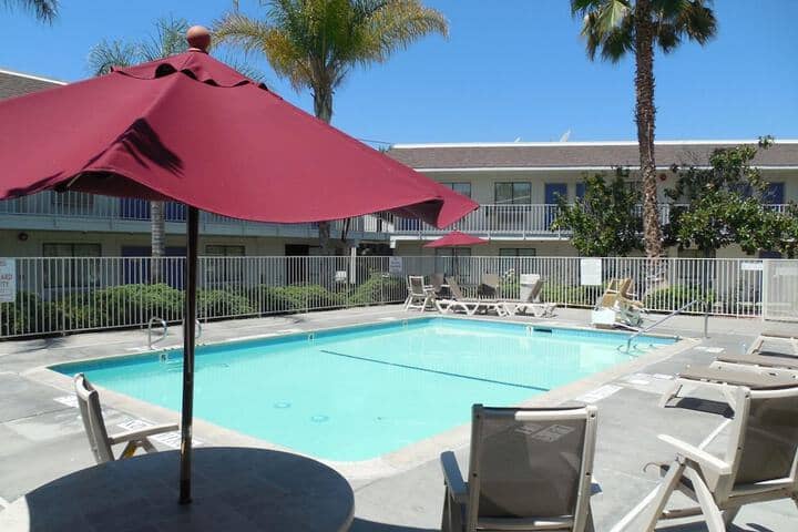 Pool 34 of 42